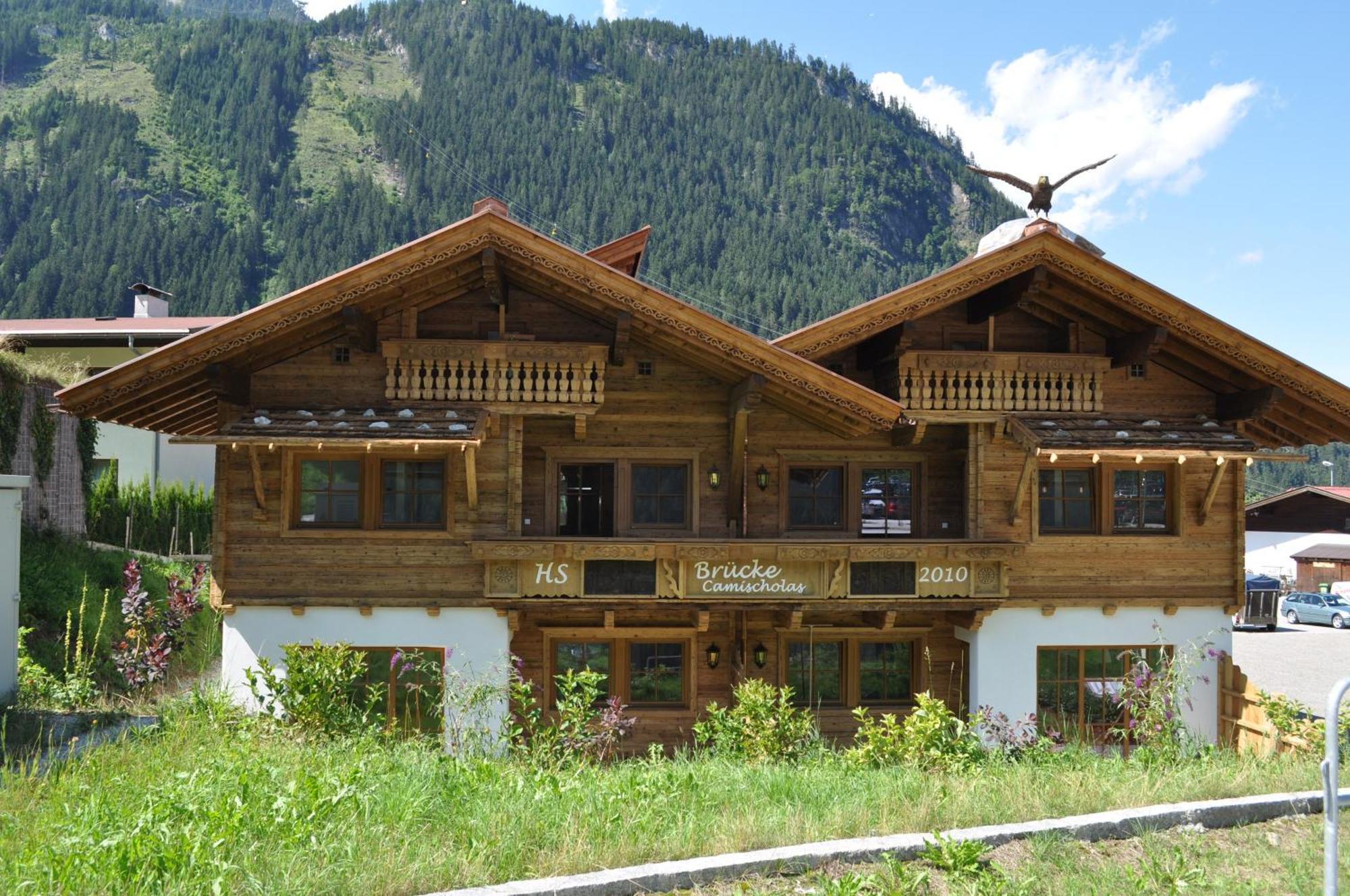 Alpenchalet Bruecke Mayrhofen Bagian luar foto