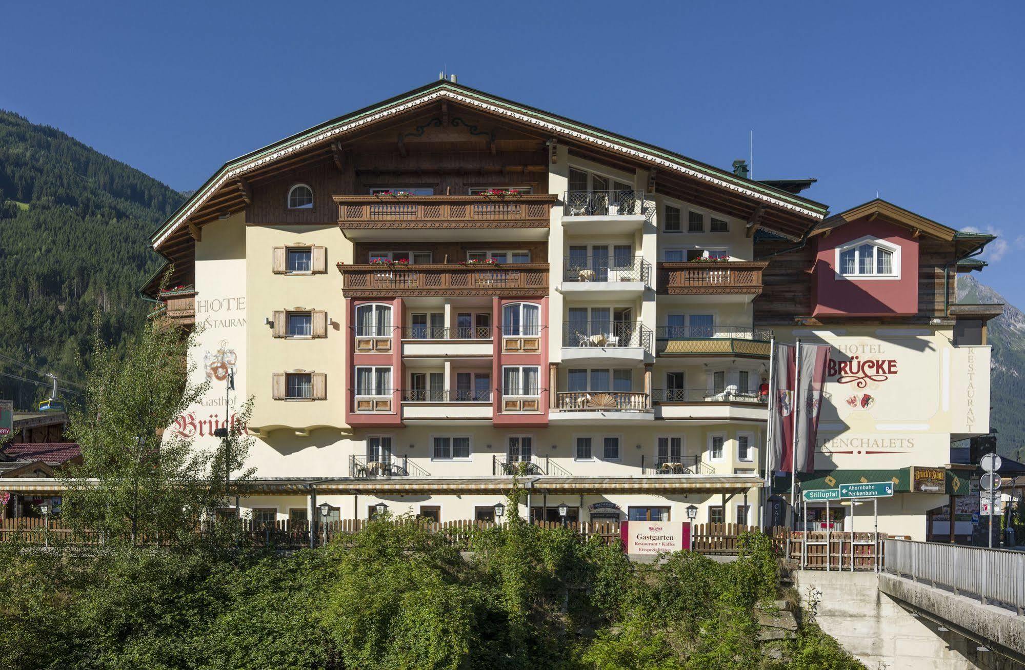 Alpenchalet Bruecke Mayrhofen Bagian luar foto
