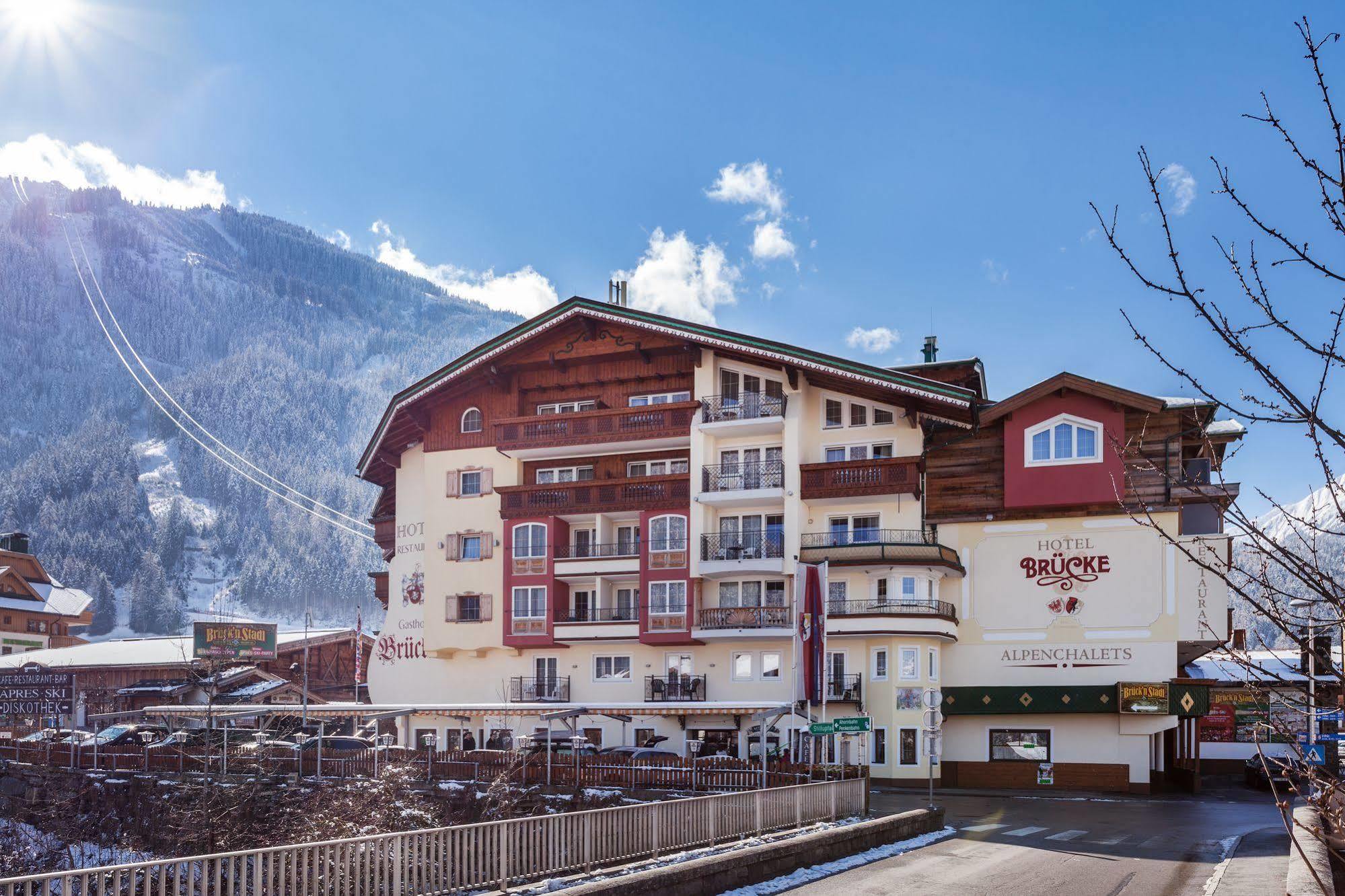 Alpenchalet Bruecke Mayrhofen Bagian luar foto